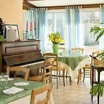 Logis Le Clair Logis Hotel Laussonne