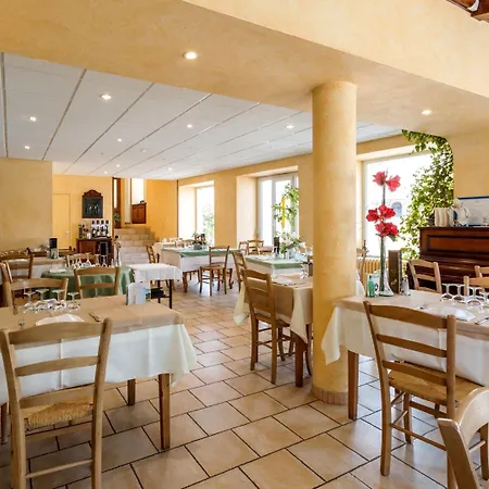 Logis Le Clair Logis 3*