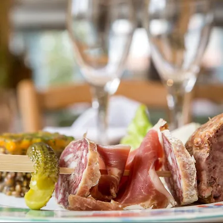 Logis Le Clair Logis Hotel Laussonne